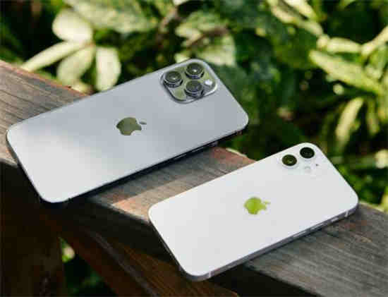 iphone短信蓝色变绿色是被拉黑了吗