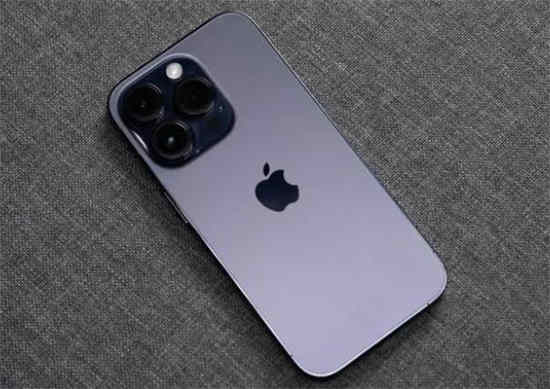 iphone14.3来电闪光灯在哪里设置