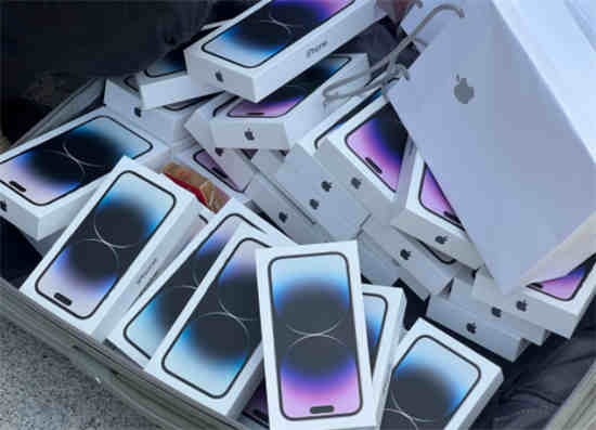 海南免税店买的iphone 国内保修吗