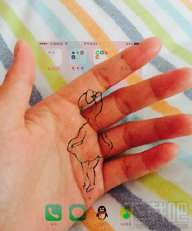 picsart怎么制作透明手机图片